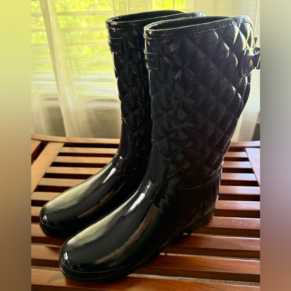 Navy Hunter Rain Boots Women's NWOT